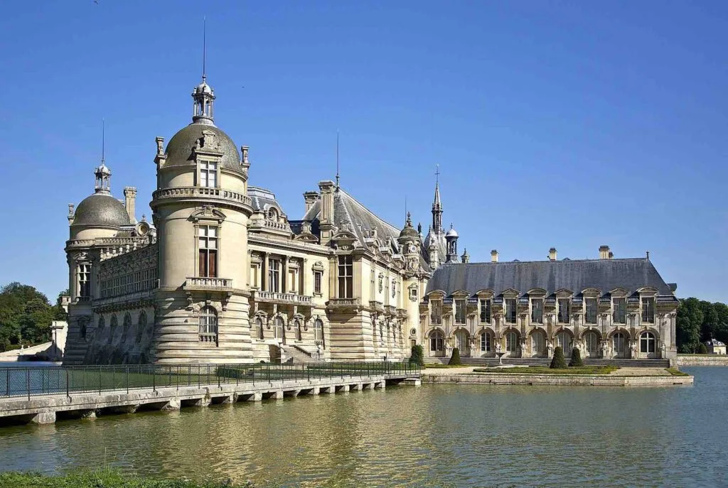 La ville de Chantilly